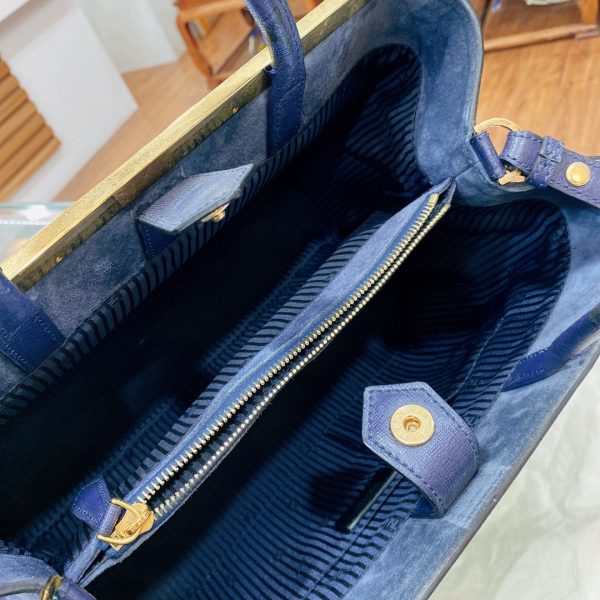 Fendi - Image 6