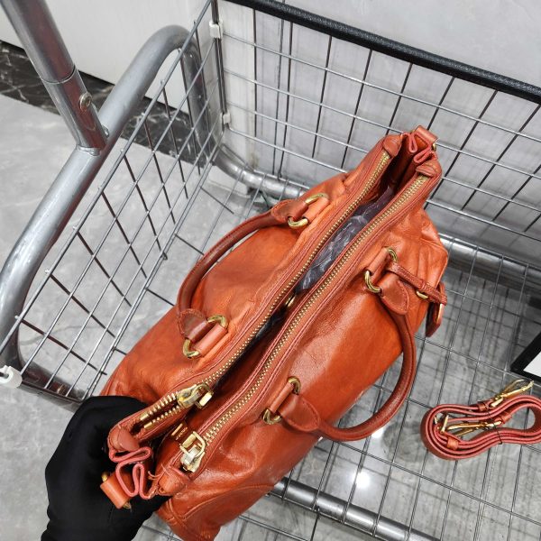 Prada - Image 6
