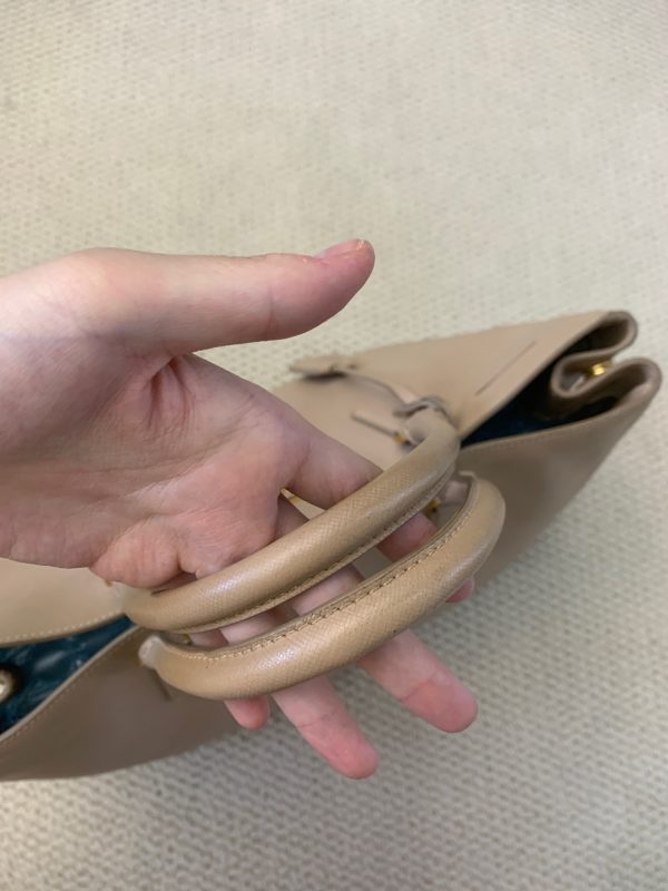 Prada - Image 8