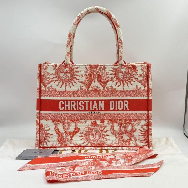 Dior tote