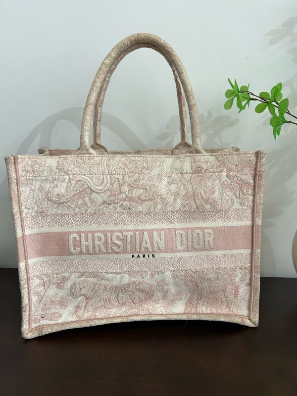 Dior tote