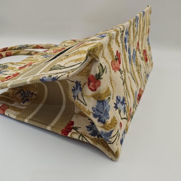 Dior tote - Image 4