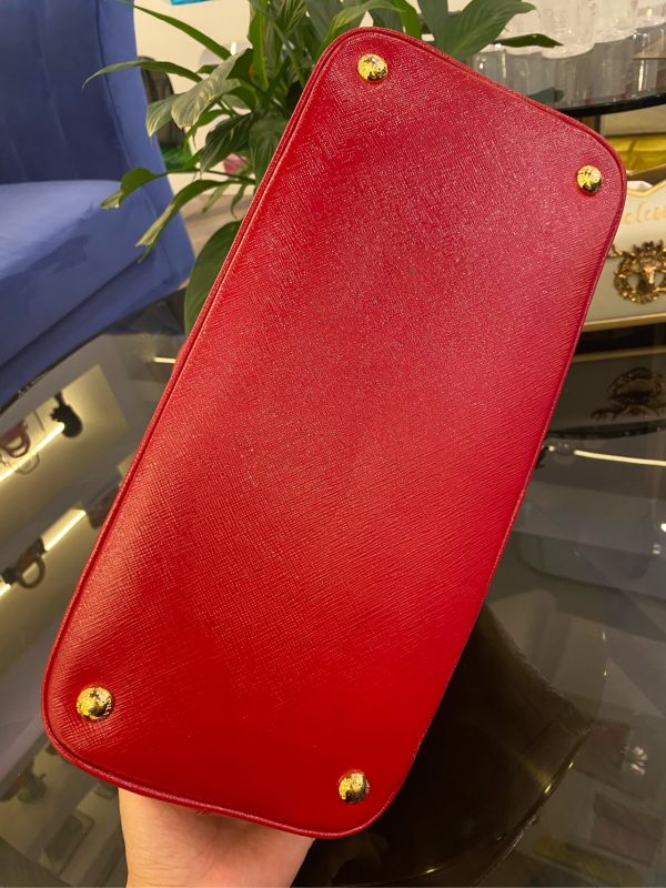 Prada - Image 3