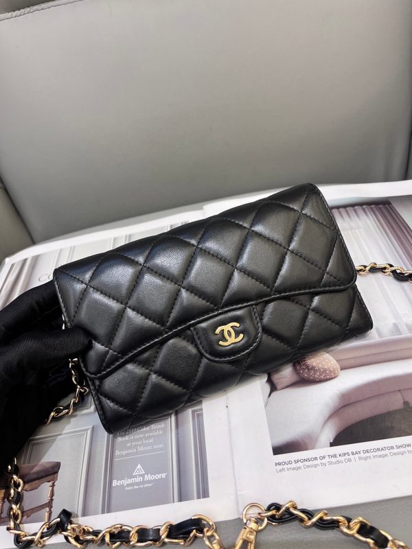 Chanel wallet