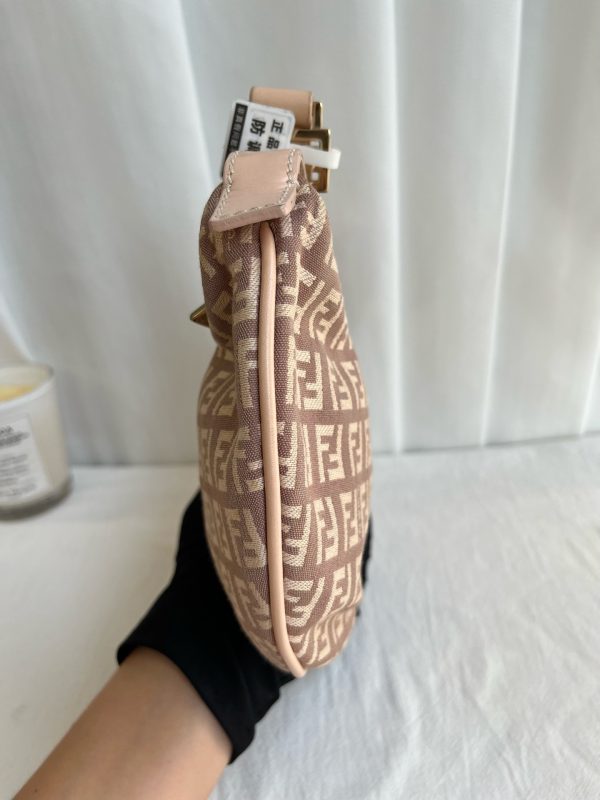 Fendi - Image 6