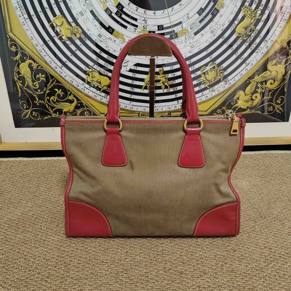 Prada - Image 2