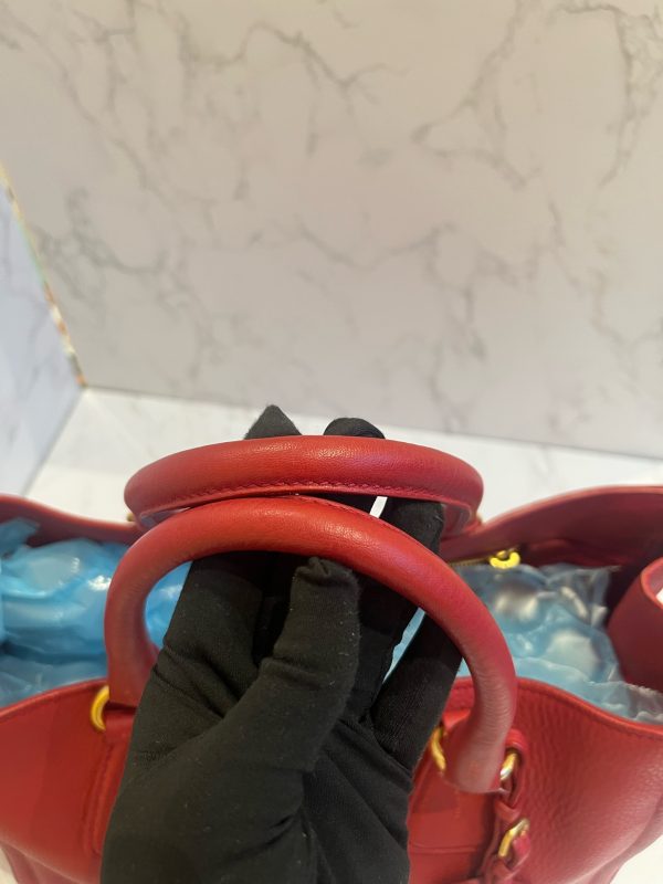 Prada - Image 7