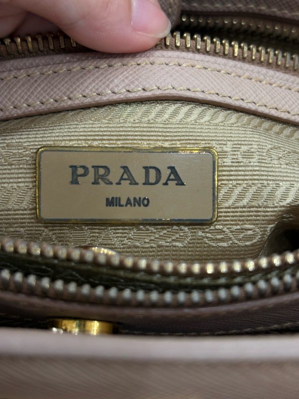 Prada - Image 6