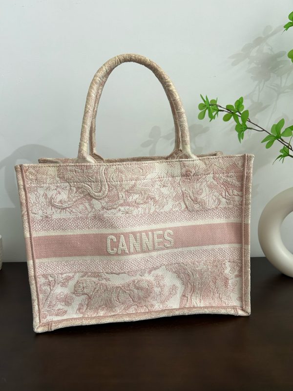 Dior tote - Image 2