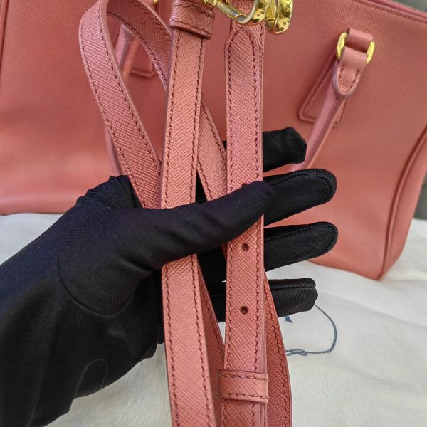 Prada - Image 8