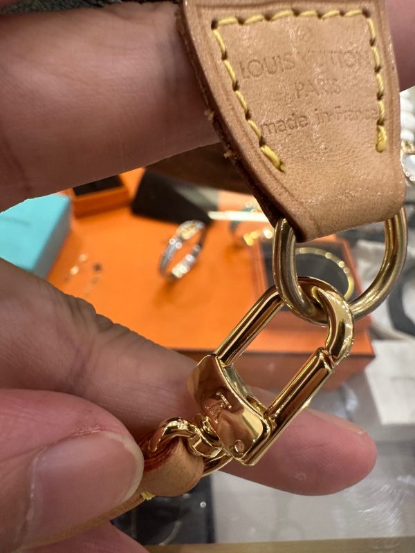 Louis Vuitton Pochette