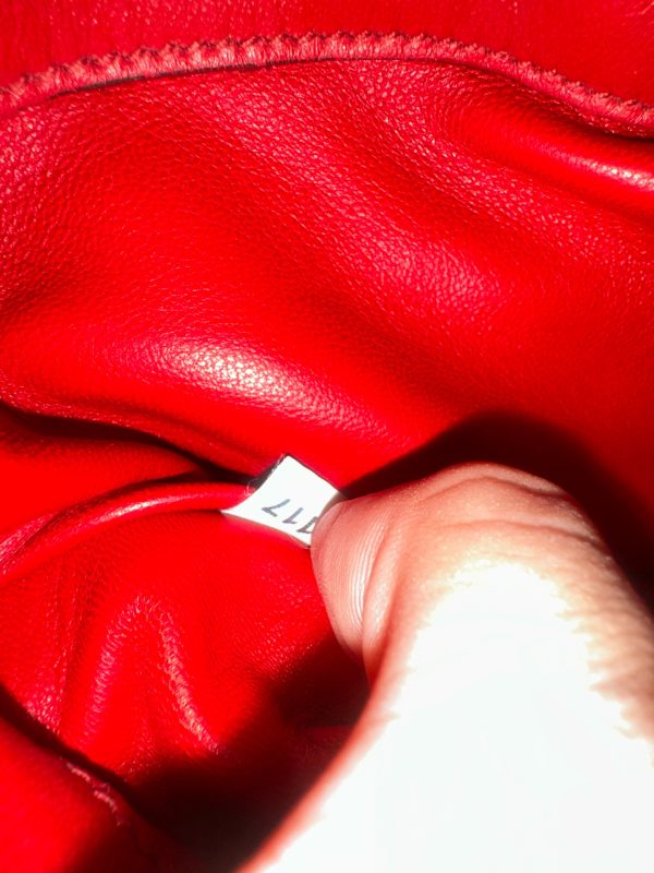 Prada - Image 8