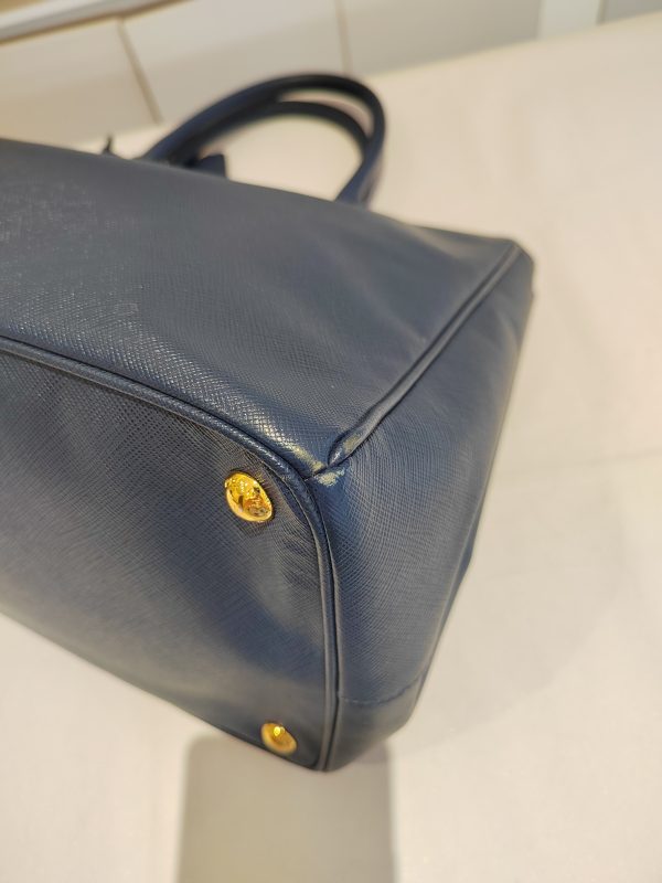 Prada - Image 3