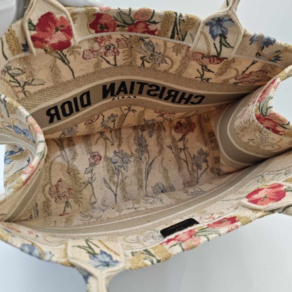 Dior tote - Image 9