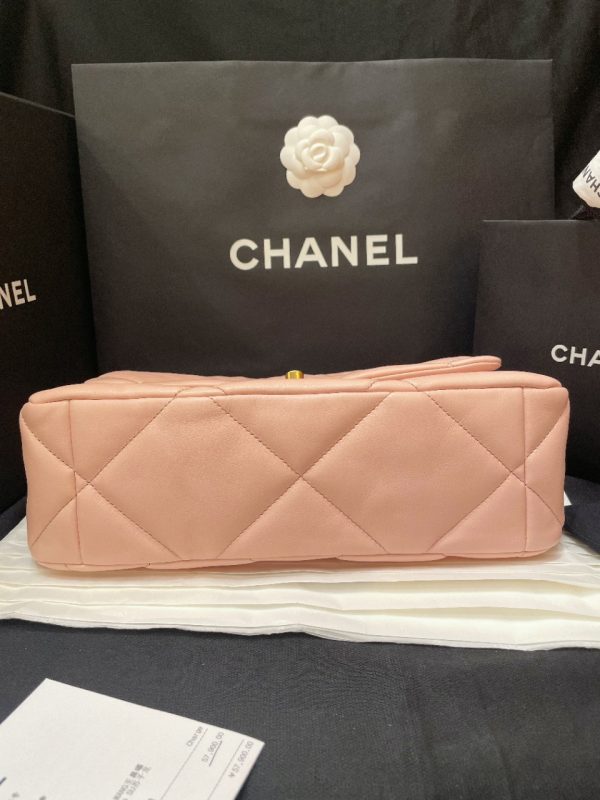 Chanel - Image 6