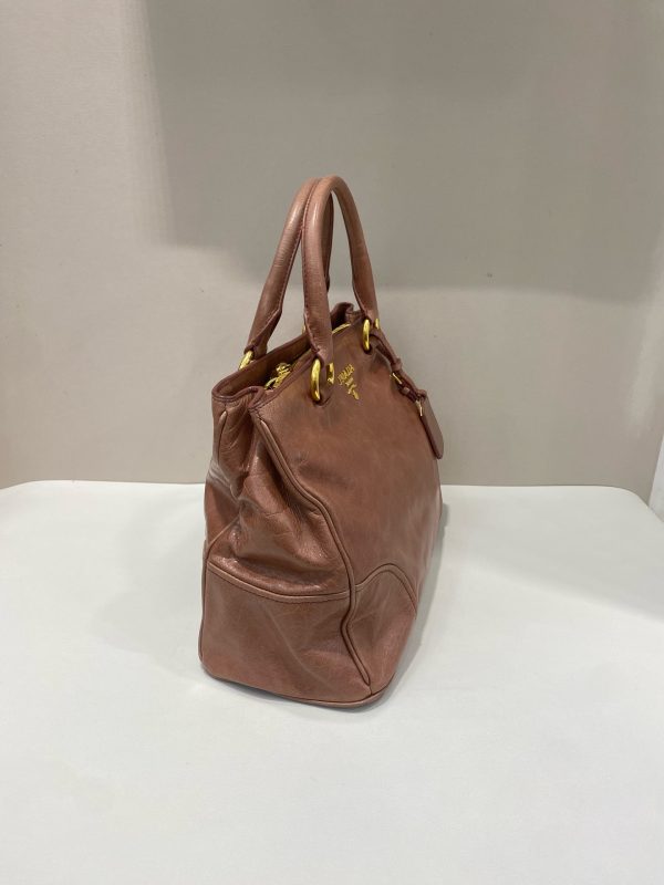 Prada - Image 2