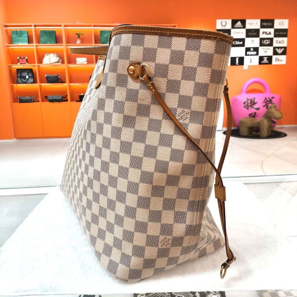 Louis Vuitton Neverfull