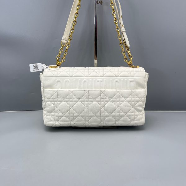 Dior - Image 2