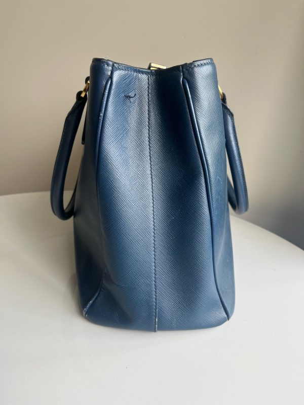 Prada - Image 2