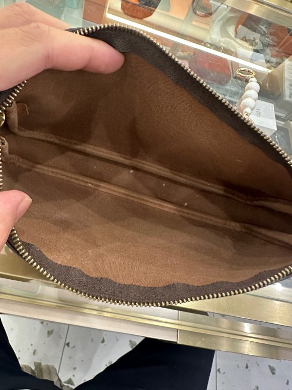 Louis Vuitton Pochette