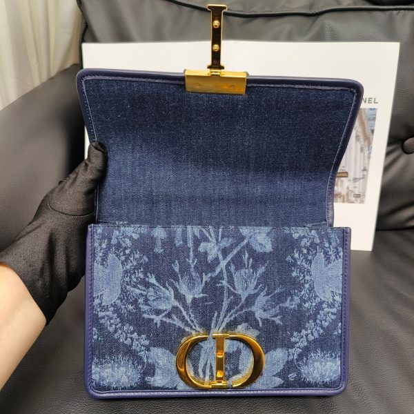 Dior - Image 6